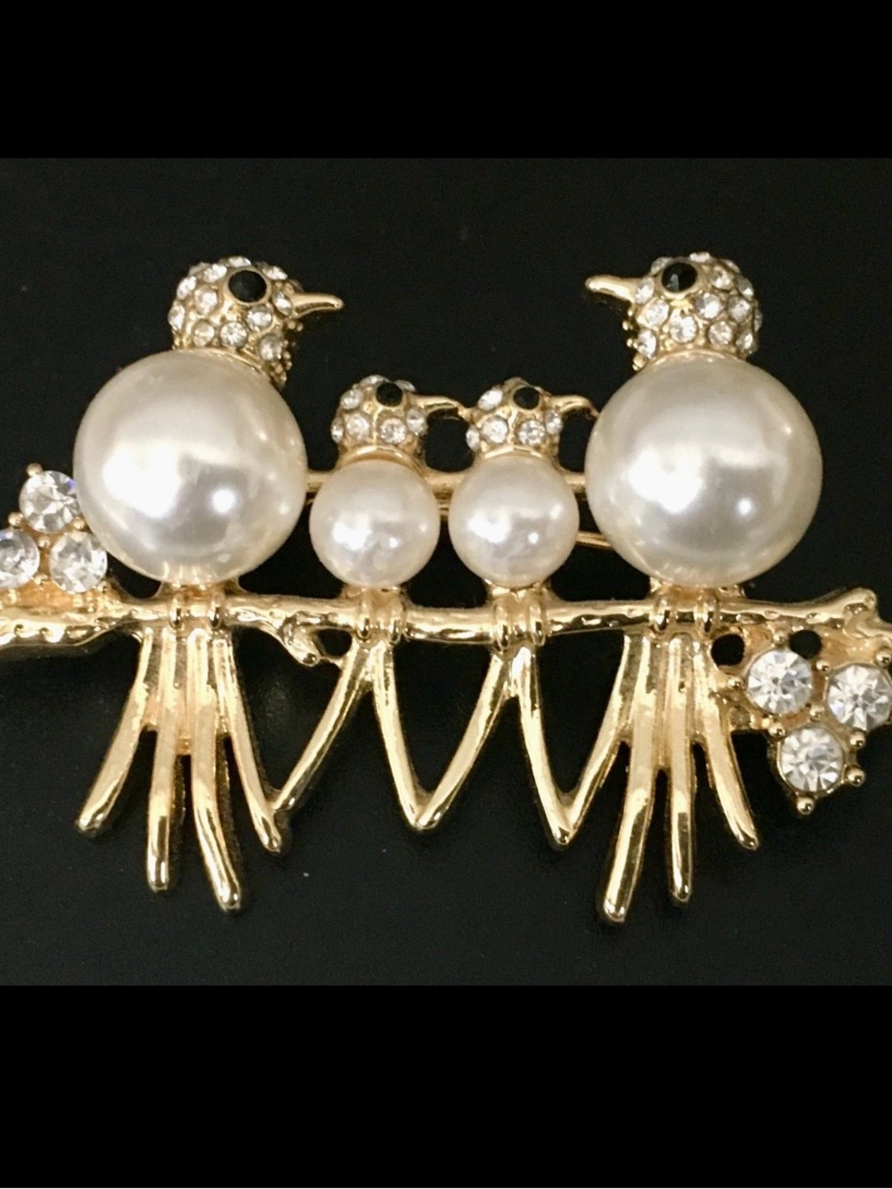 Brooch Pin SIGNED MONET Bird  Rhinestone  pearl Gold tone